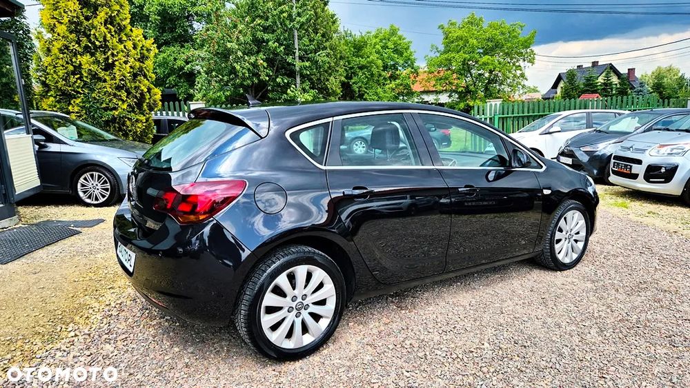 Opel Astra 1.4 T Cosmo - 13