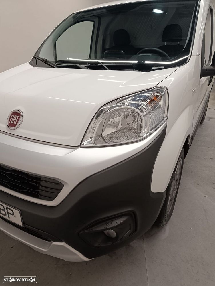 Fiat Fiorino 1.3 M-jet Adventure - 25