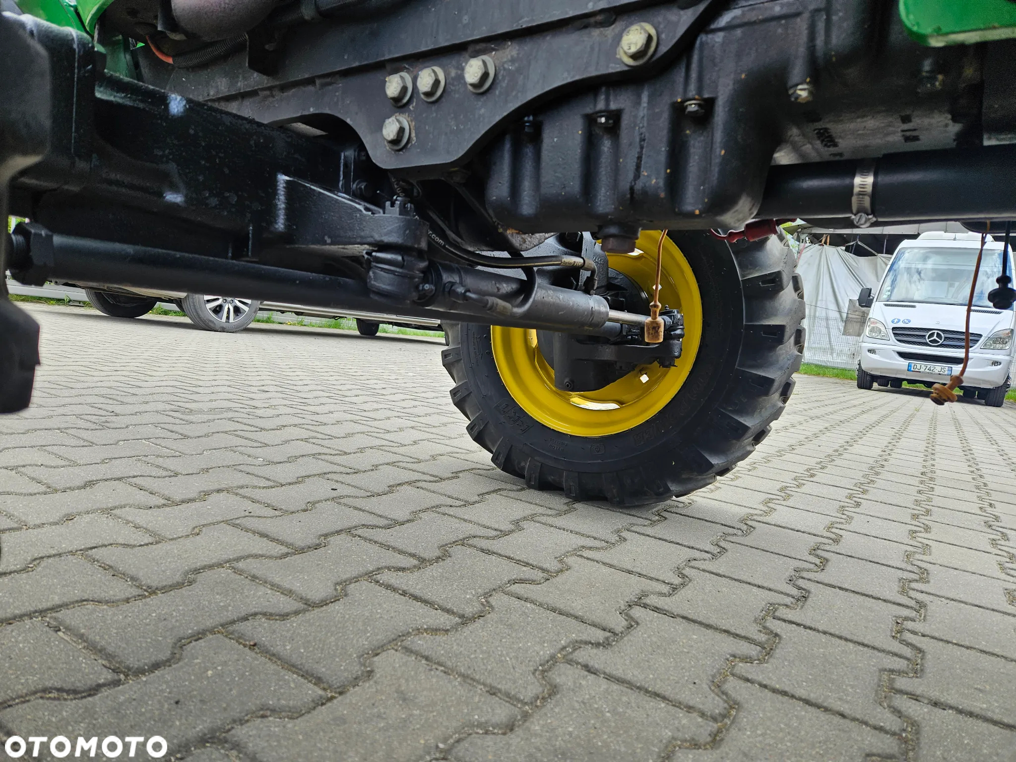 John Deere 4520 / SPROWADZONY Z FRANCJI / 3 710 MTH / PRZEDNI TUR - 16