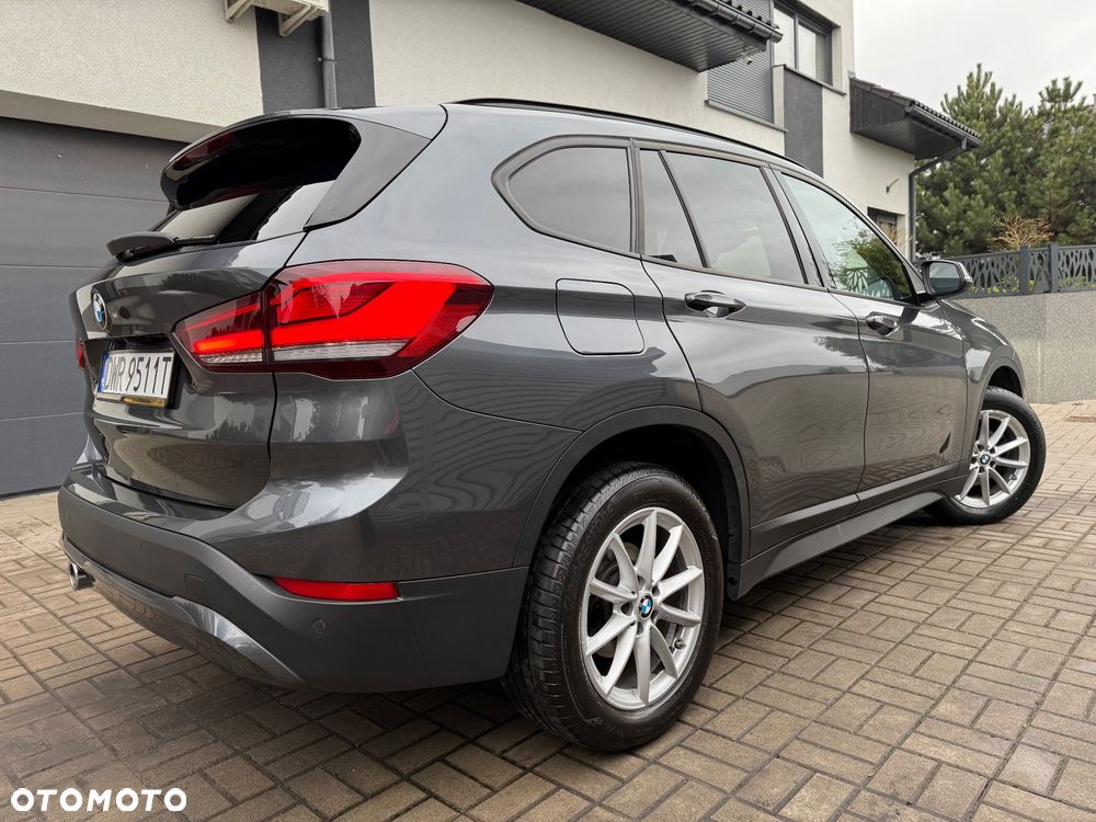 BMW X1 sDrive16d Sport Line - 3