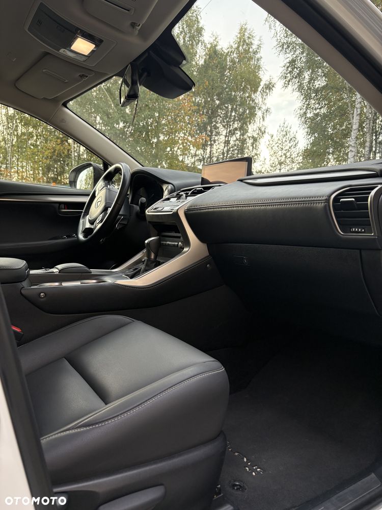Lexus NX - 6