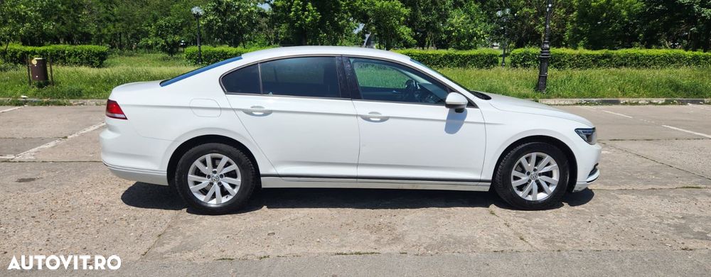 Volkswagen Passat 2.0 TDI Comfortline - 15