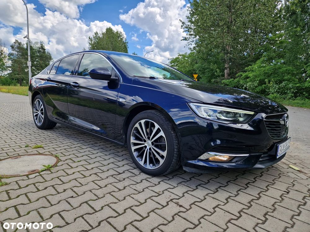 Opel Insignia 2.0 BiTurbo D 4x4 Automatik Ultimate Exclusive - 2