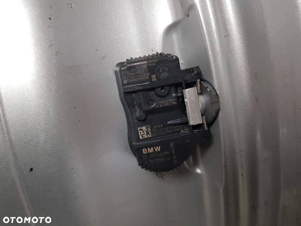 ŁADNA ORYGINALNA FELGA ALUMINIOWA ALUFELGA BMW M2 M3 M4 9.0 18 5X120 ET29 CZUJNIK CISNIENIA 2284906 - 3