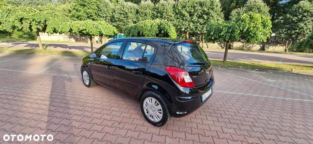 Opel Corsa 1.2 16V Enjoy - 4