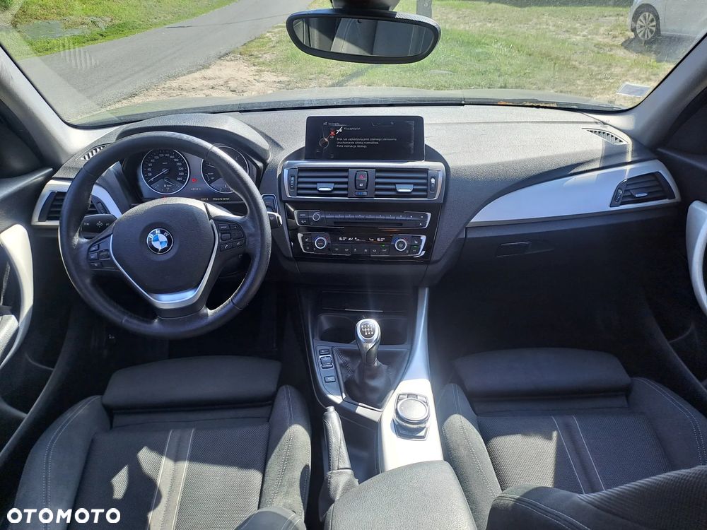 BMW Seria 1 118d xDrive Sport Line - 14