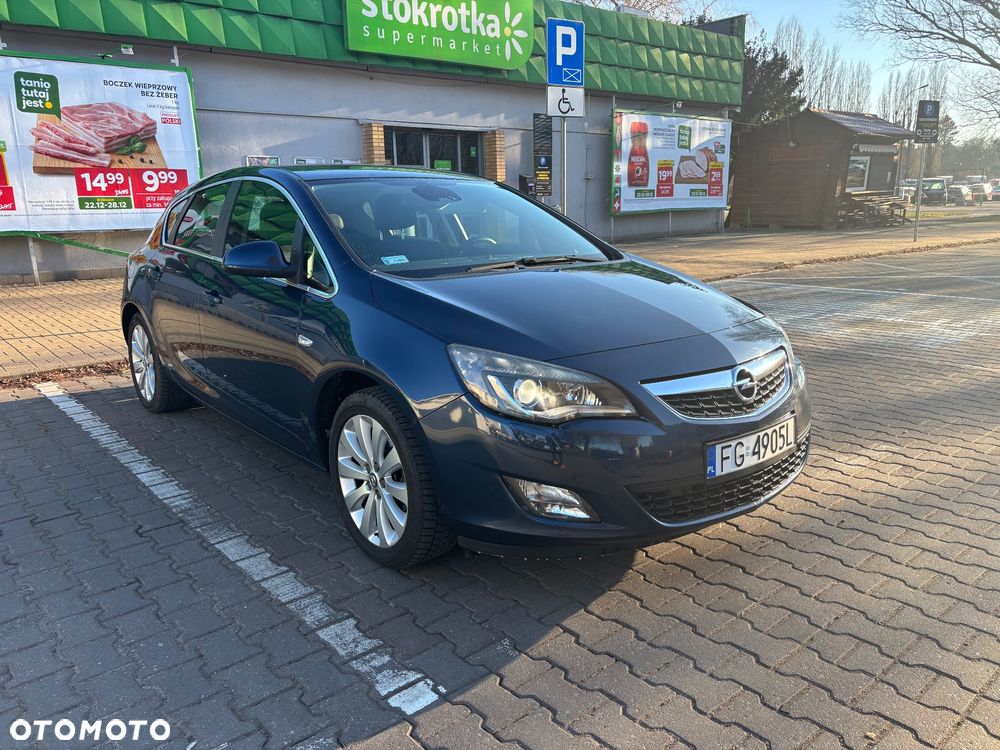 Opel Astra 1.4 Turbo Cosmo - 1