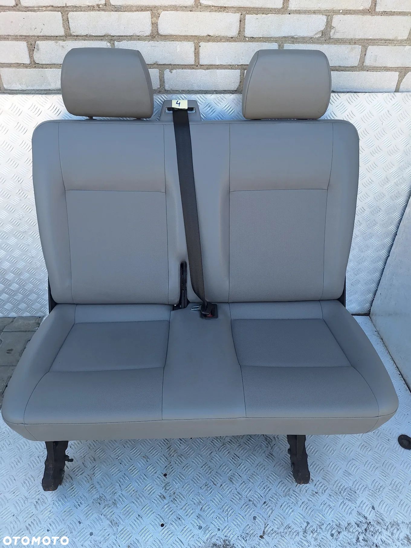 FOTEL KANAPA SKAJA DWÓJKA 2 RZĄD SKŁADANY - VW TRANSPORTER T5 CARAVELLE - 1