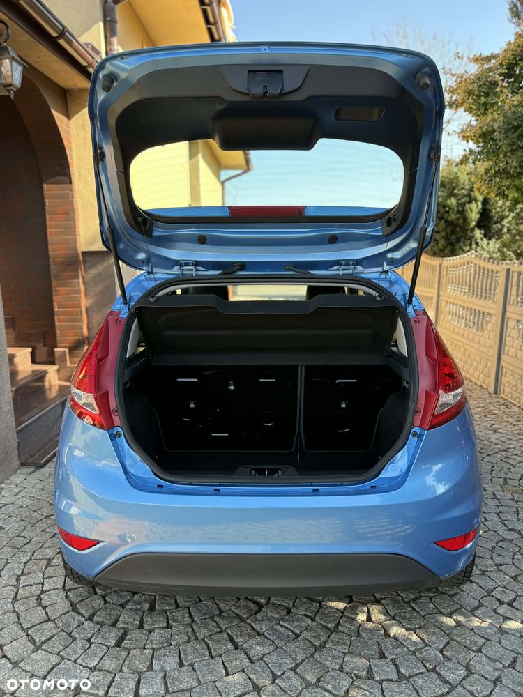 Ford Fiesta - 10
