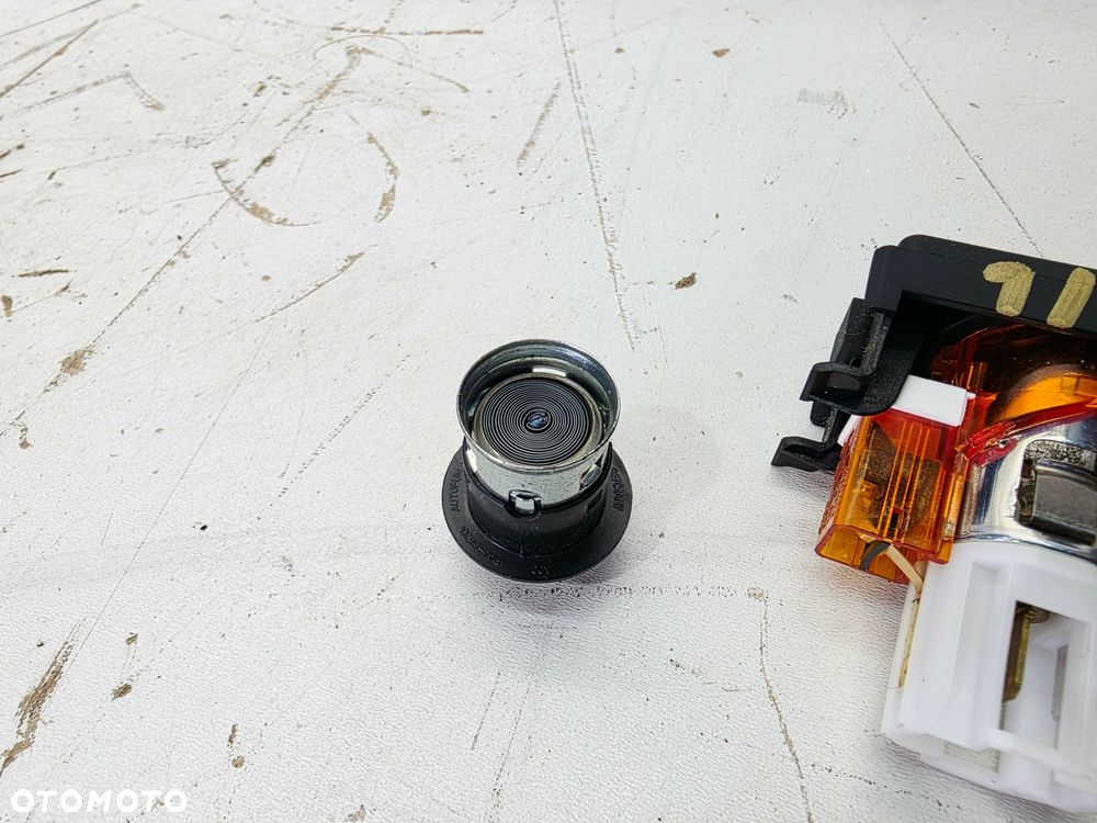 GNIAZDO ZAPALNICZKI AUDI A3 8P LIFT 8P0863387D 1/26 - 4