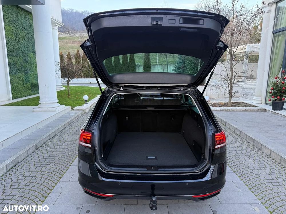 Volkswagen Passat - 13