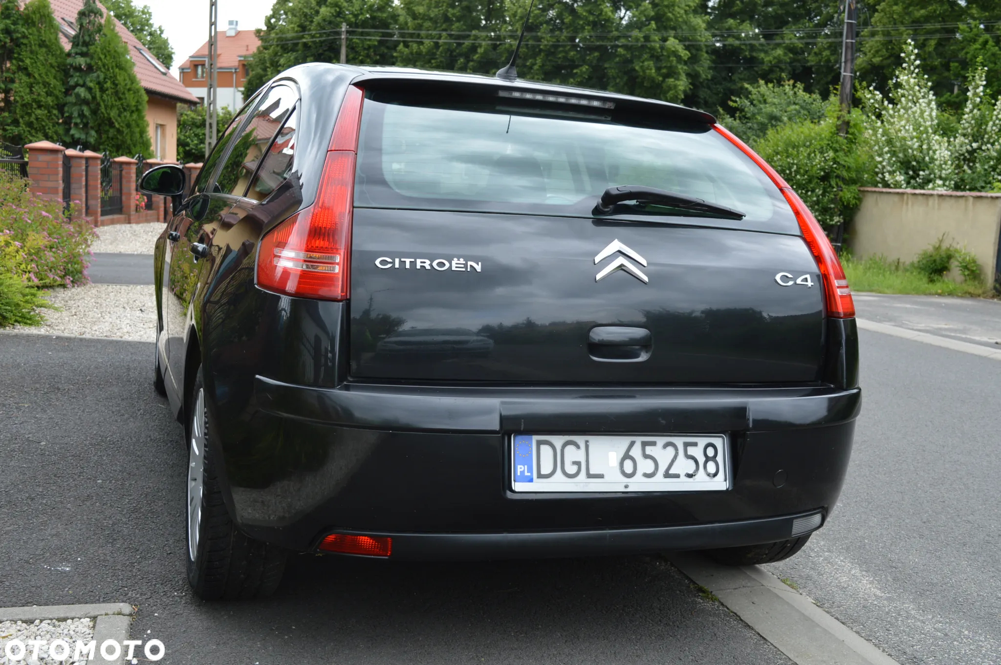 Citroën C4 1.4 16V Advance - 3