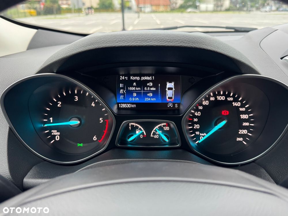 Ford Kuga 2.0 TDCi 4x4 Titanium - 35