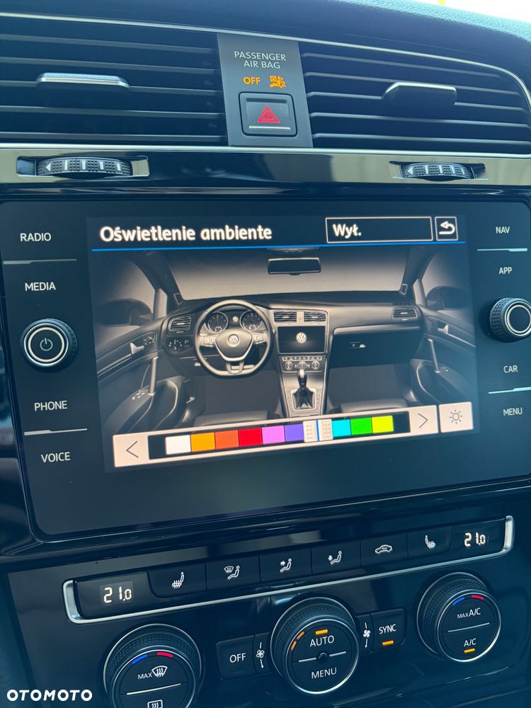 Volkswagen Golf R 4Motion (BlueMotion Technology) DSG - 23