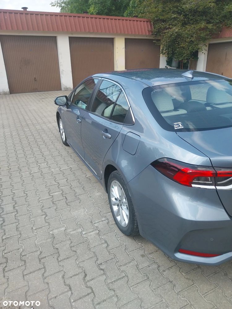 Toyota Corolla 1.8 Hybrid Comfort - 10