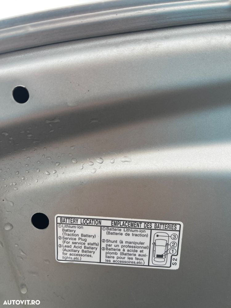 Toyota Corolla 1.8 Hybrid Comfort - 17