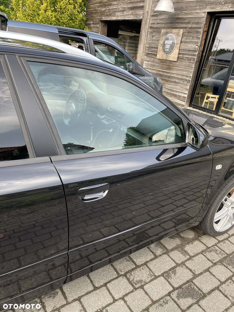 Audi A4 Avant 3.0 TDI Quattro - 12