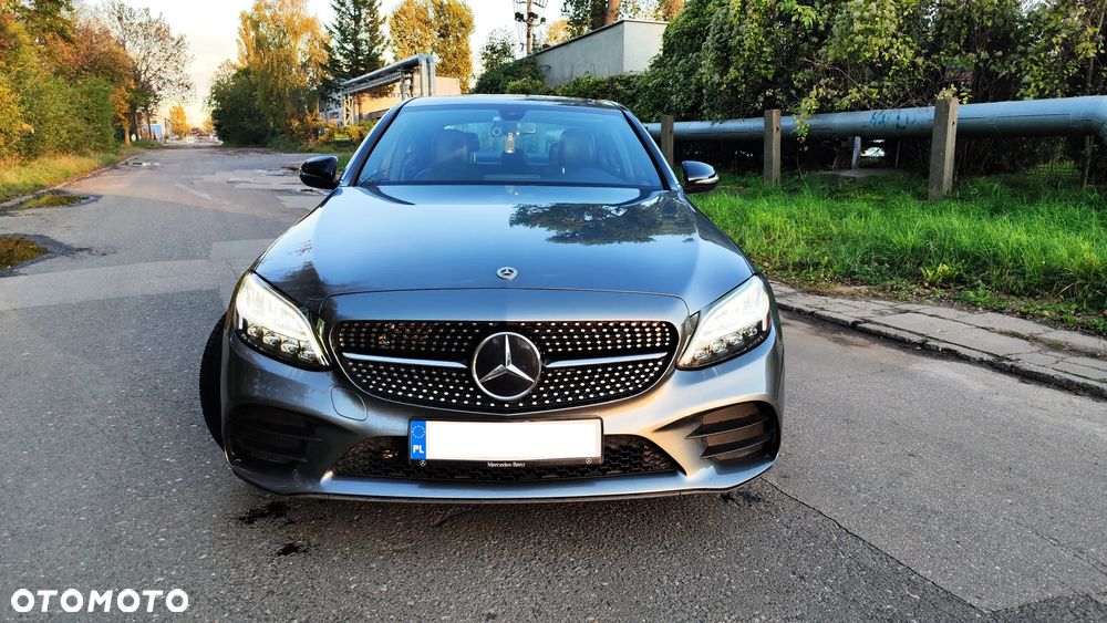 Mercedes-Benz Klasa C 300 9G-TRONIC - 4