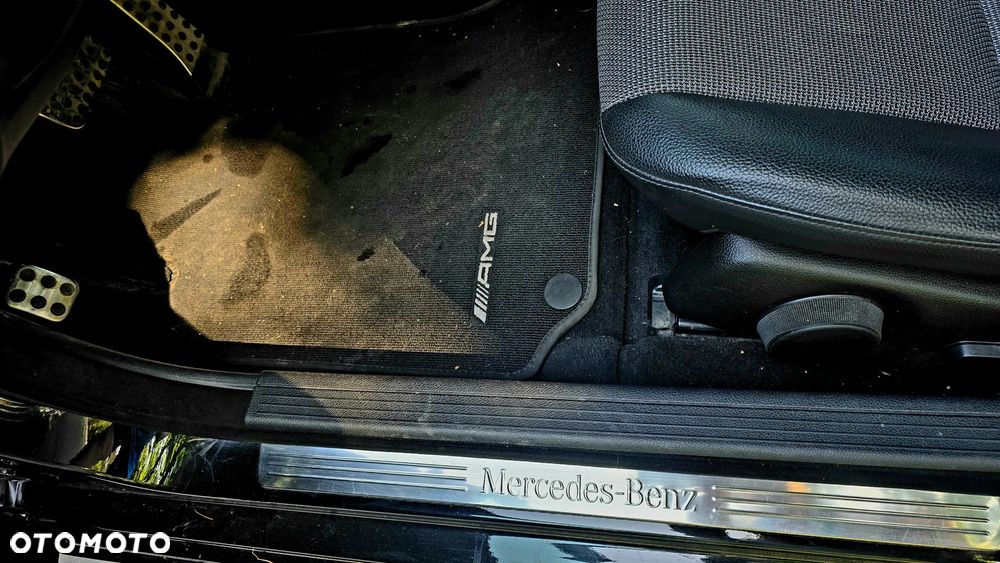 Mercedes-Benz Klasa C 250 CDI 4Matic 7G-TRONIC Avantgarde Edition - 11
