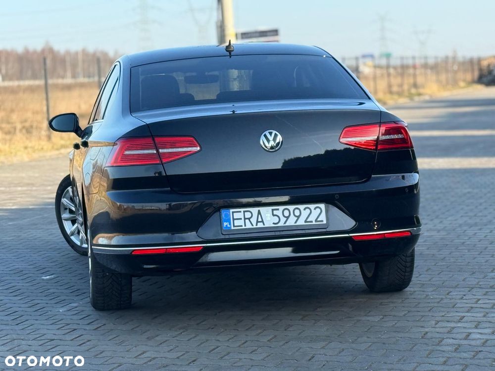 Volkswagen Passat 1.6 TDI SCR DSG - 6