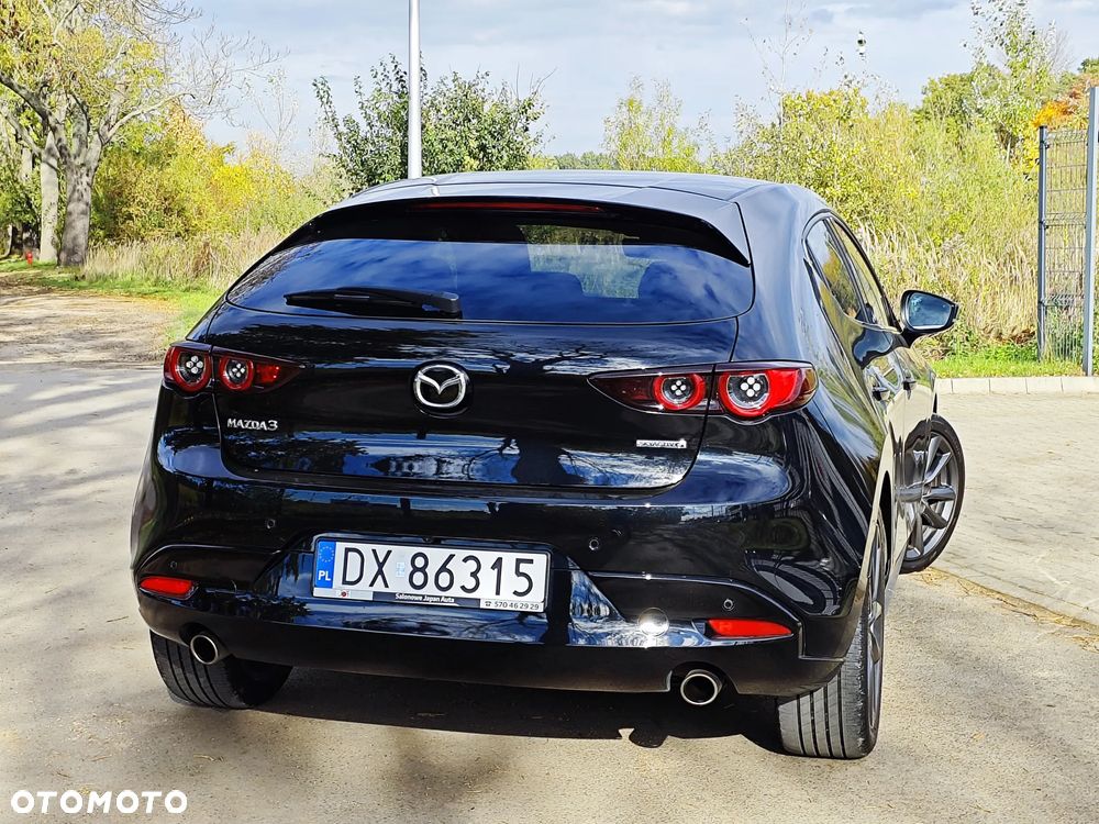 Mazda 3 2.0 mHEV Hikari - 11