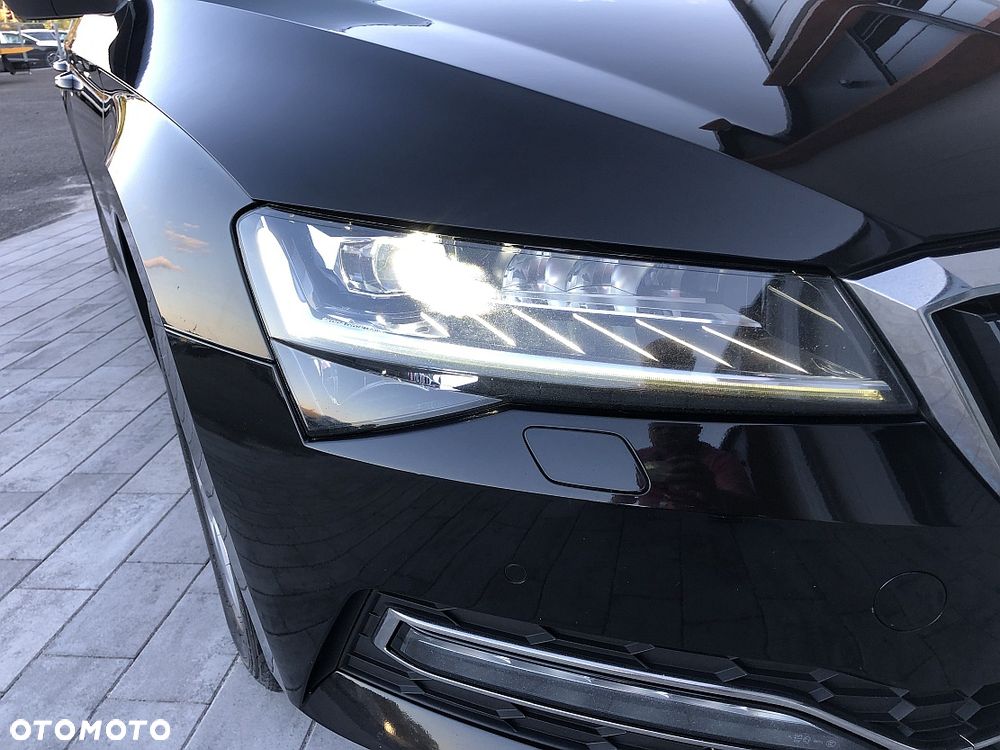 Skoda Superb 2.0 TSI 4x4 DSG Style - 34