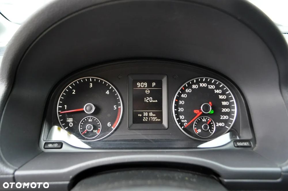 Volkswagen Caddy Comfortline DSG - 19