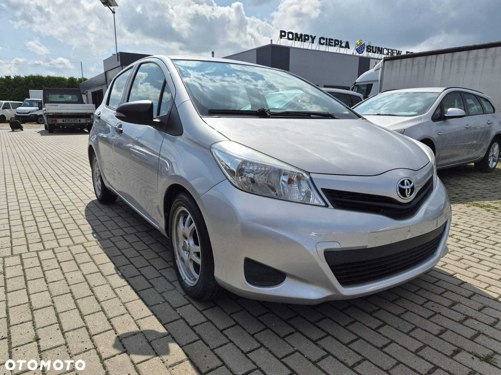 Toyota Yaris - 2
