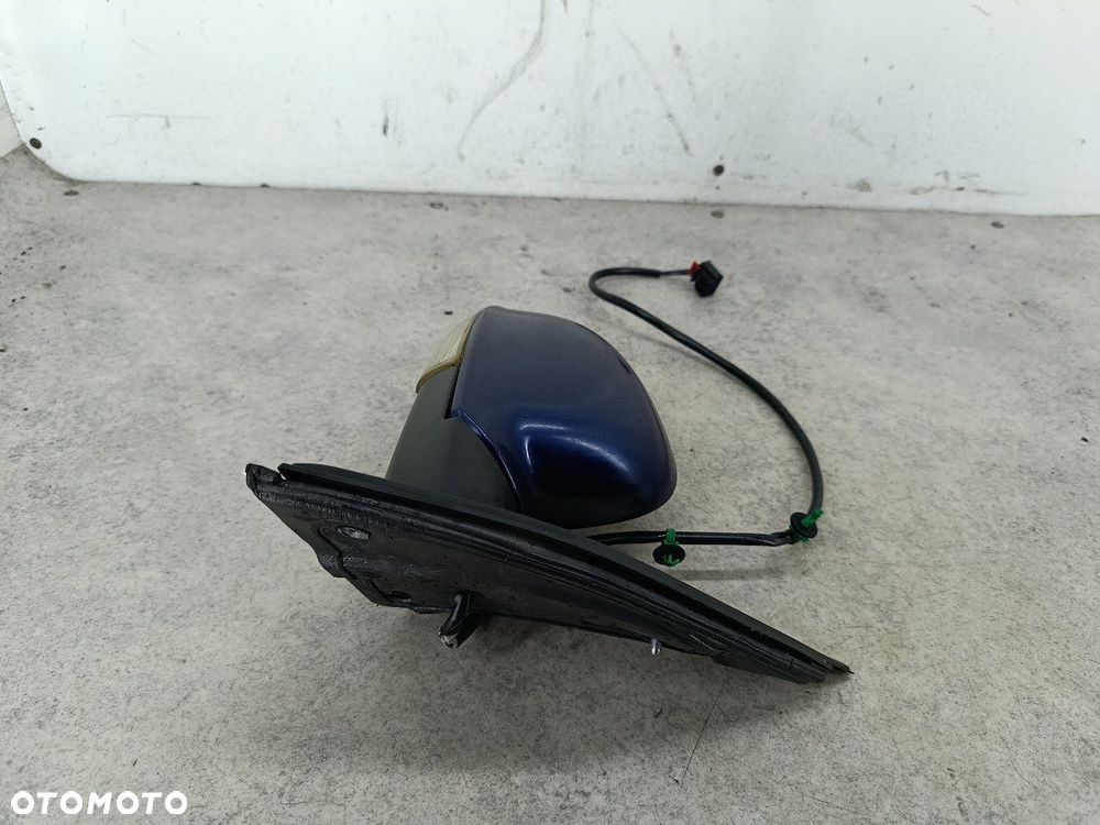 LUSTERKO PRAWE VW GOLF V 1K0857934 LD5Q - 2