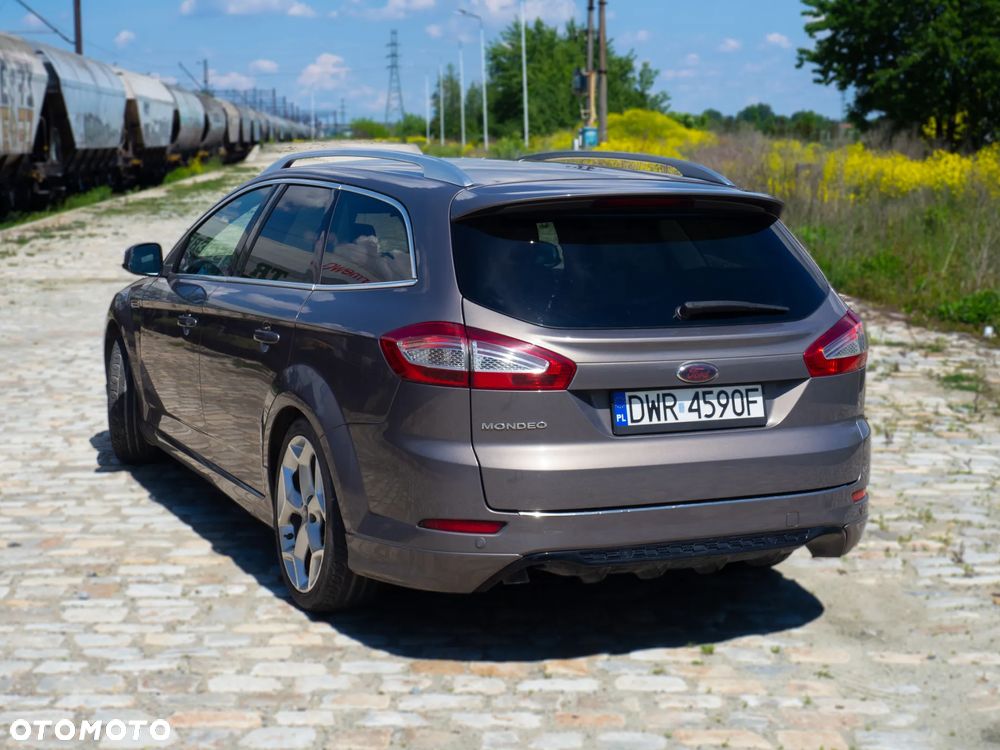 Ford Mondeo - 4