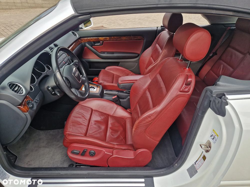 Audi A4 Cabrio 3.2 FSI quattro tiptronic - 9