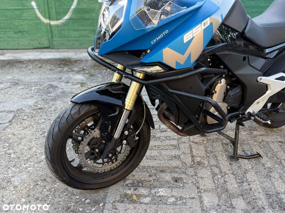 CFMoto 650 MT - 15
