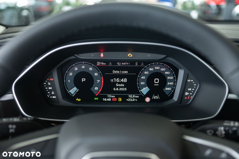 Audi Q3 - 16