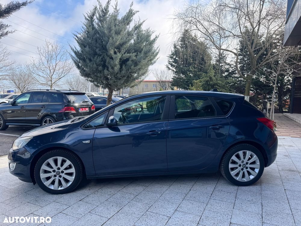 Opel Astra 1.7 CDTI DPF Design Edition - 17