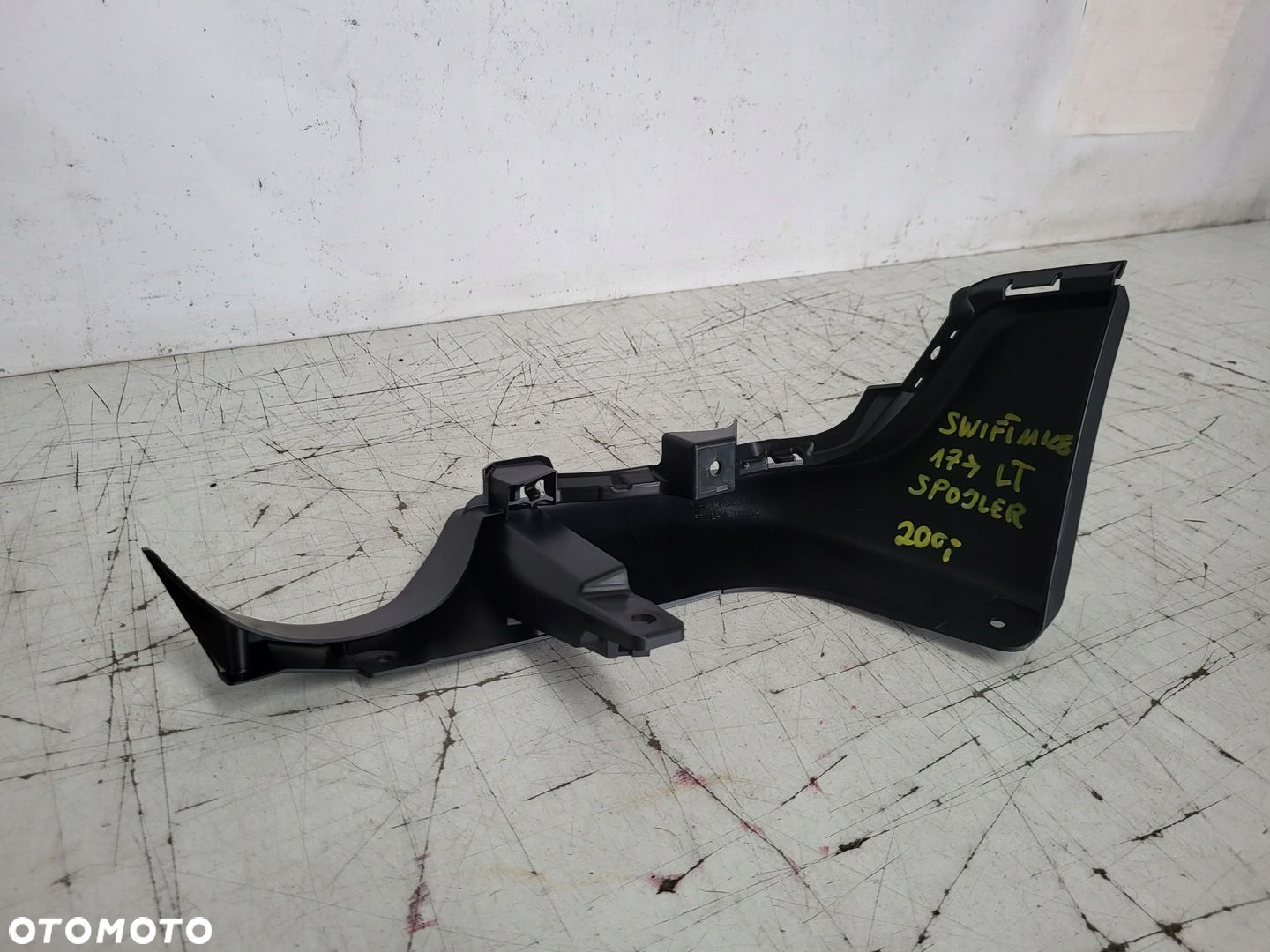 Suzuki Swift MK8 Dokładka Spoiler Lewy Tył - 8