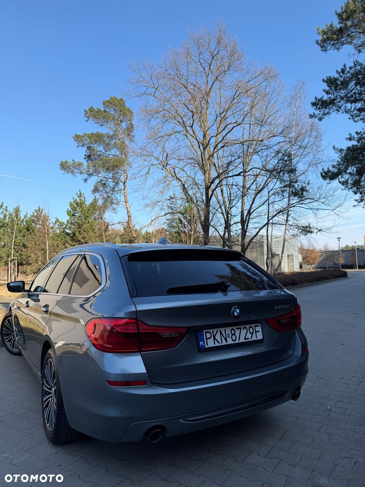 BMW Seria 5 520d xDrive Sport Line - 6