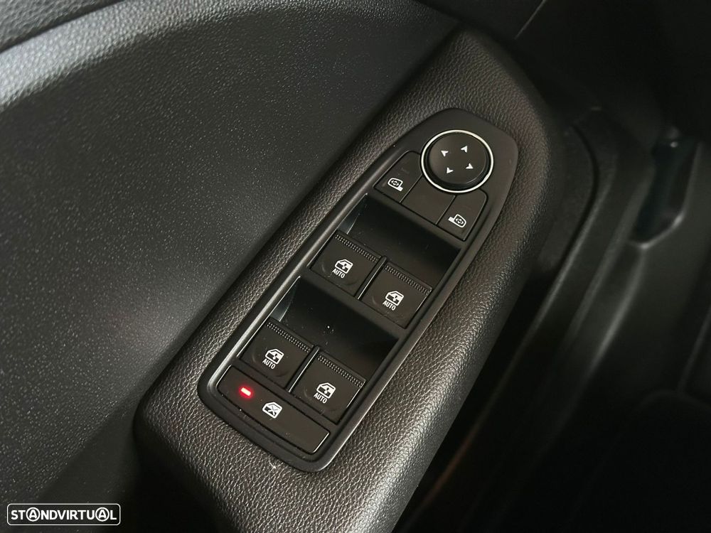 Renault Clio 1.6 E-Tech Edition One - 12