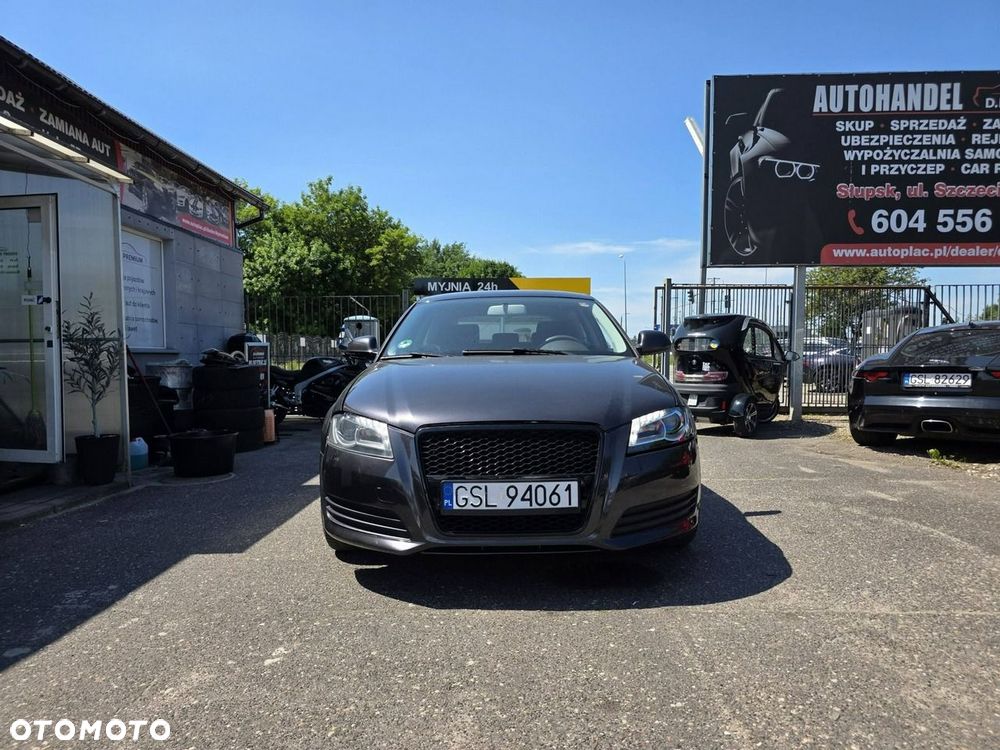 Audi A3 3-drzwiowe 1.6 Attraction - 2