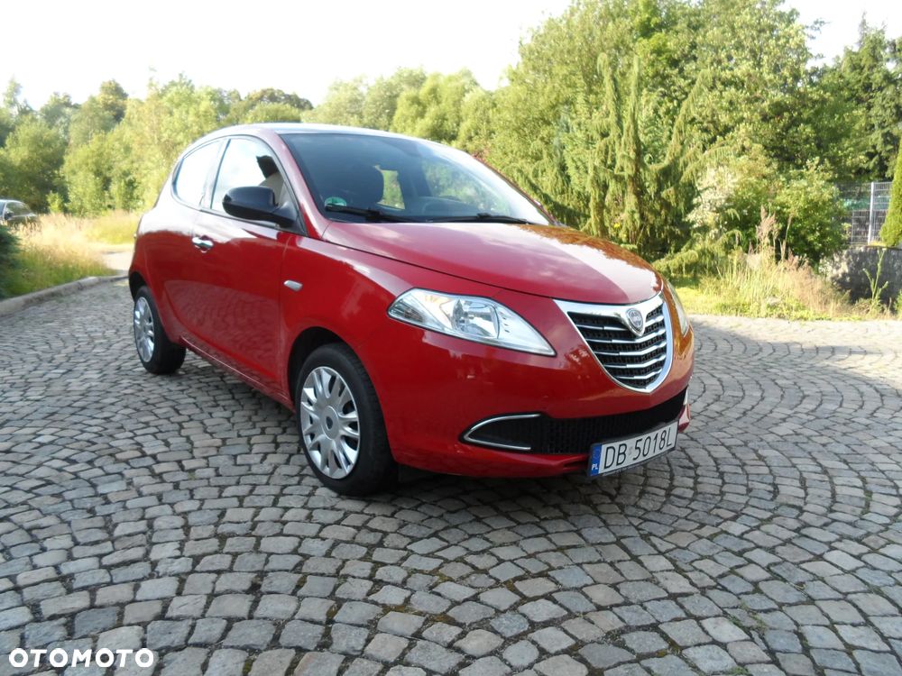Lancia Ypsilon Y 0.9 TwinAir Turbo 8V Platinum - 5