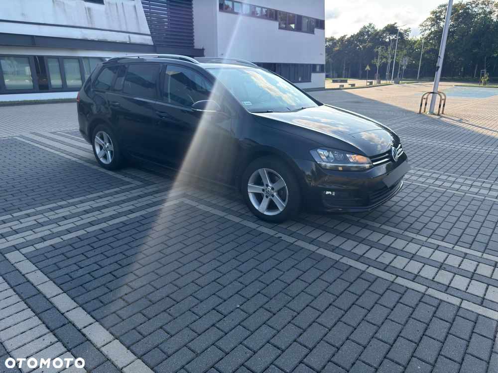 Volkswagen Golf - 4