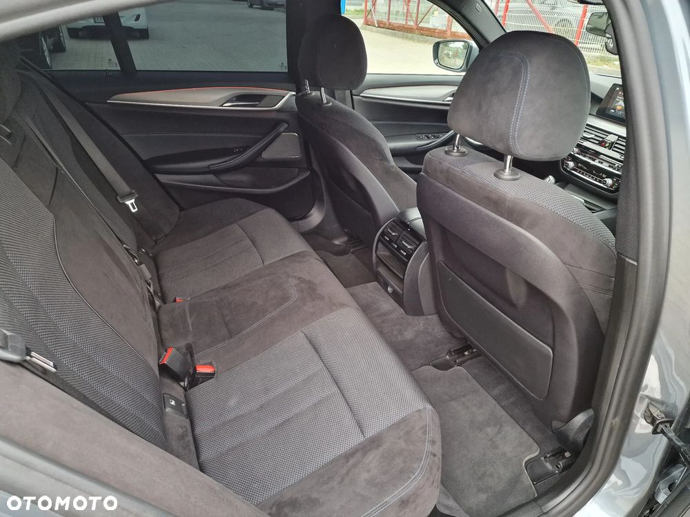 BMW Seria 5 520d xDrive M Sport sport - 6