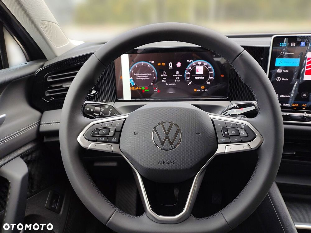 Volkswagen Tiguan - 17