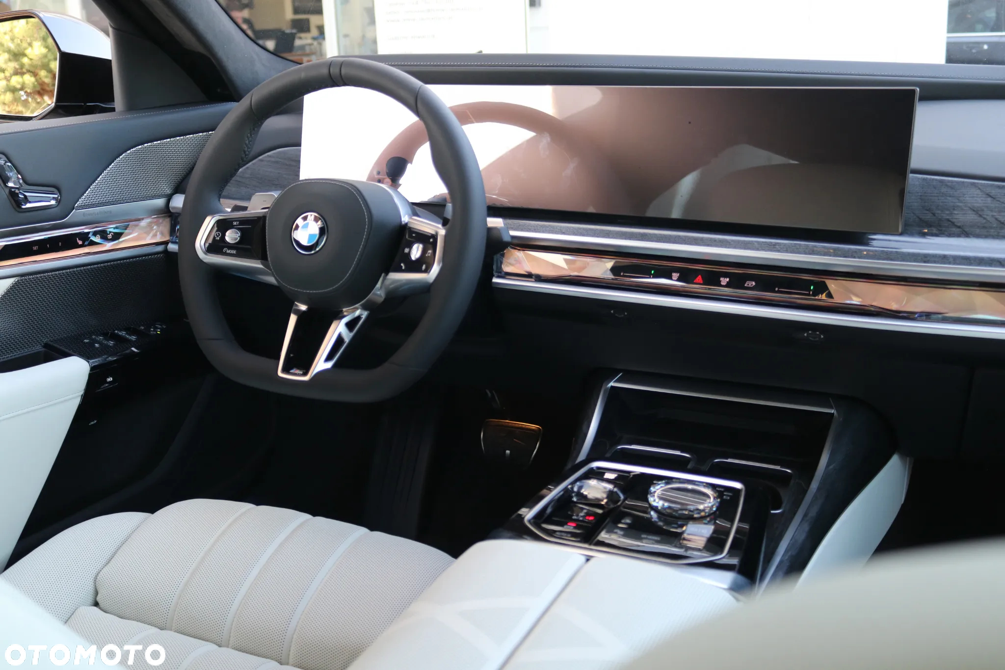 BMW Seria 7 - 17