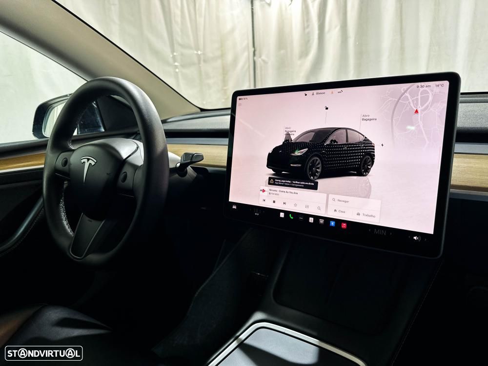 Tesla Model Y Long Range Dual Motor AWD - 33