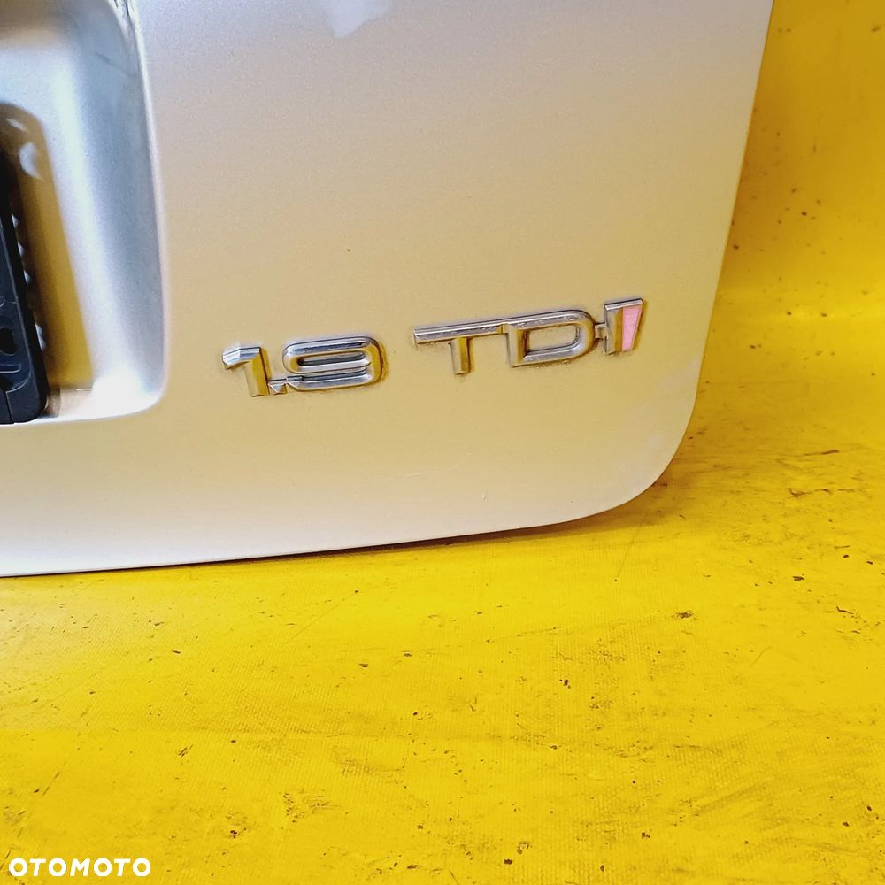 KLAPA TYLNA SZYBA BAGAŻNIKA AUDI A4 B5 LIFT KOMBI LAK: LY7W NR91 - 7