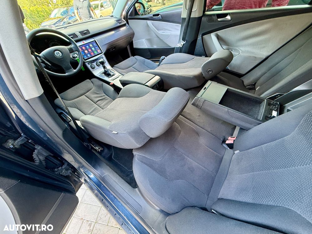 Volkswagen Passat Variant 2.0 TDI Highline - 25