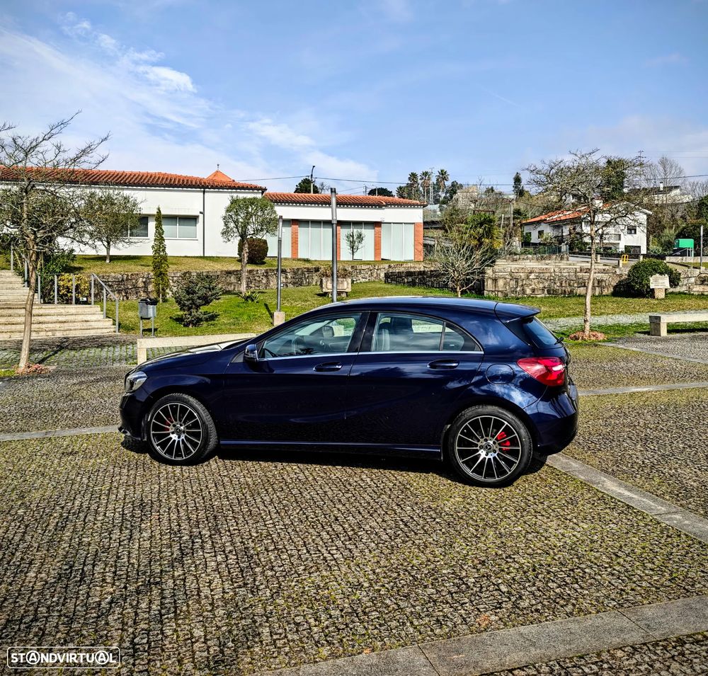 Mercedes-Benz A 180 d 7G-DCT AMG Line - 38