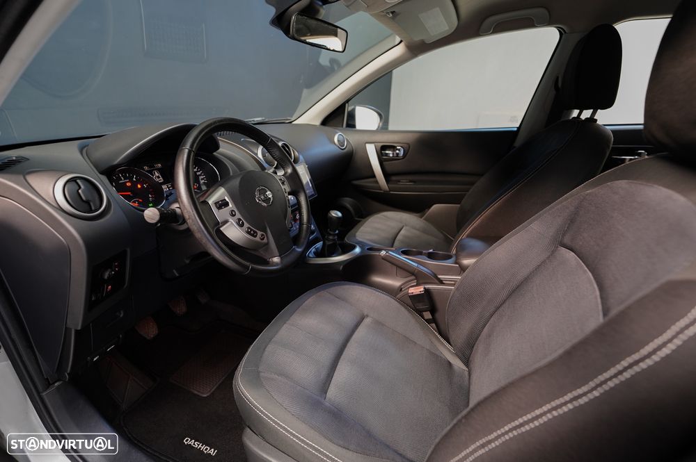 Nissan Qashqai 1.5 dCi 360 - 16