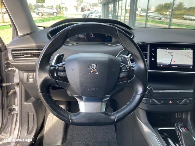 Peugeot 308 SW BlueHDi 130 EAT8 Style - 13