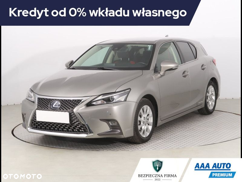 Lexus CT - 2